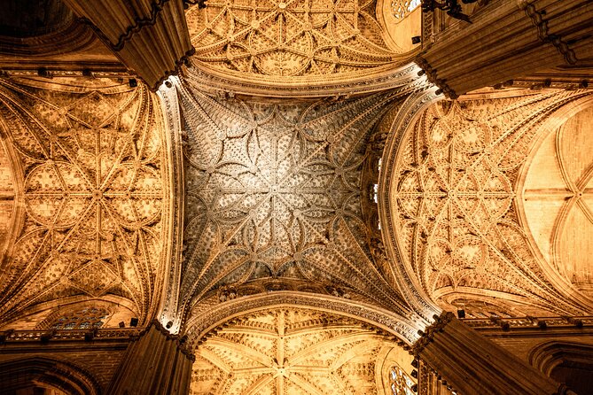 Seville Cathedral and Giralda Entry Tickets with Audio Guide - Audio guide on your phone: useful, but don’t trust it blindly