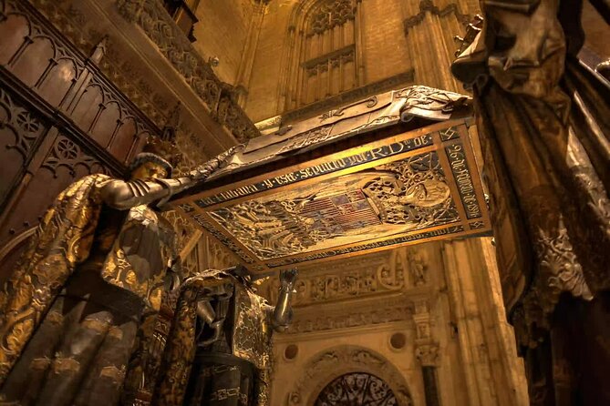 Seville Cathedral and Giralda Tour - Group size and the guide effect: why it changes everything