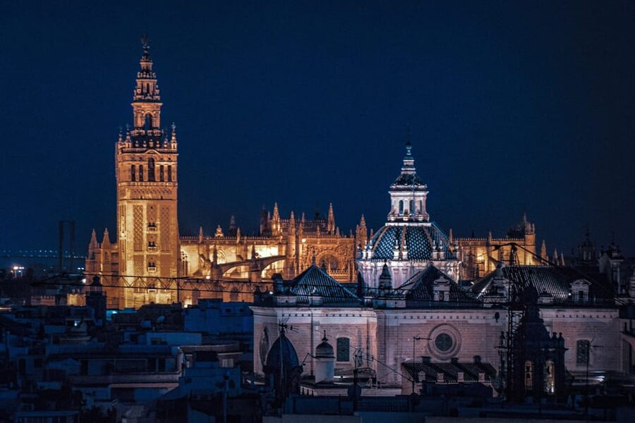 Seville Cathedral and Giralda Tower Guided Tour and Tickets - Art and Architecture Context: What You Learn and Actually Remember