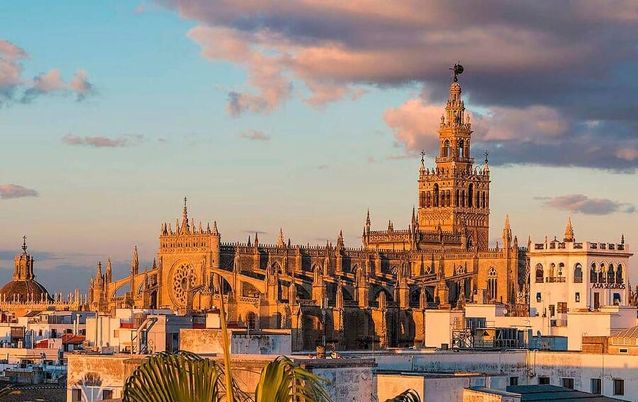 Seville Cathedral and Giralda Tower Guided Tour and Tickets - Should You Book This Seville Cathedral and Giralda Tour?