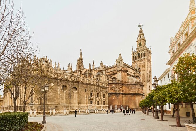 Seville Cathedral and La Giralda Entry Ticket with Audio Guide - Key highlights at a glance