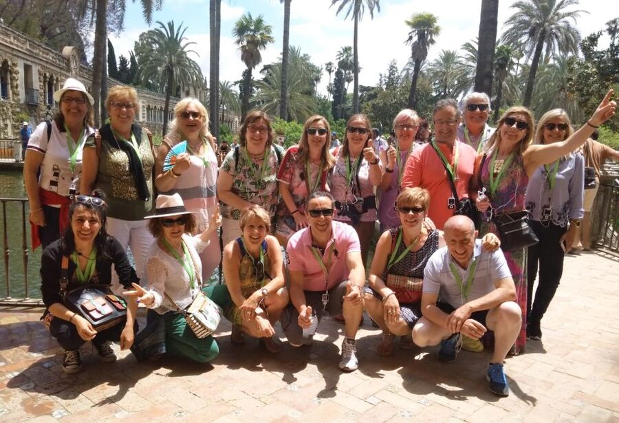 Seville: Cathedral, Giralda & Alcázar Guided Tour - Seville Cathedral: the scale hits faster than you expect