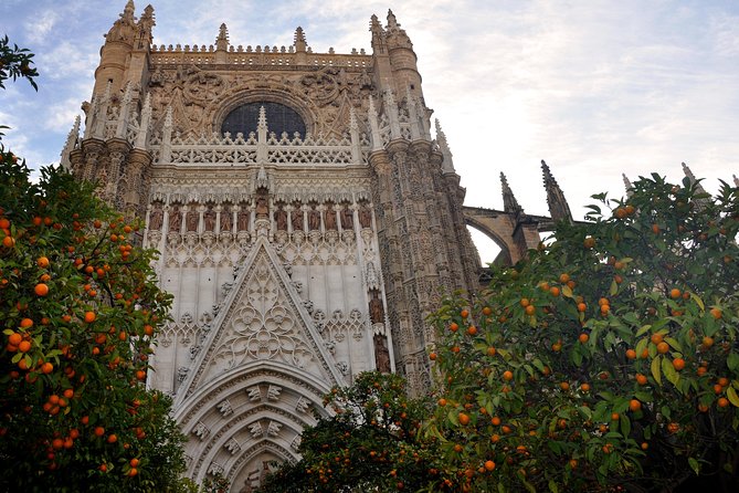 Seville Cathedral & Giralda: Guided Tour with Fast-Track Tickets - Meeting at C. Hernando Colón: Start Smooth, Not Flustered