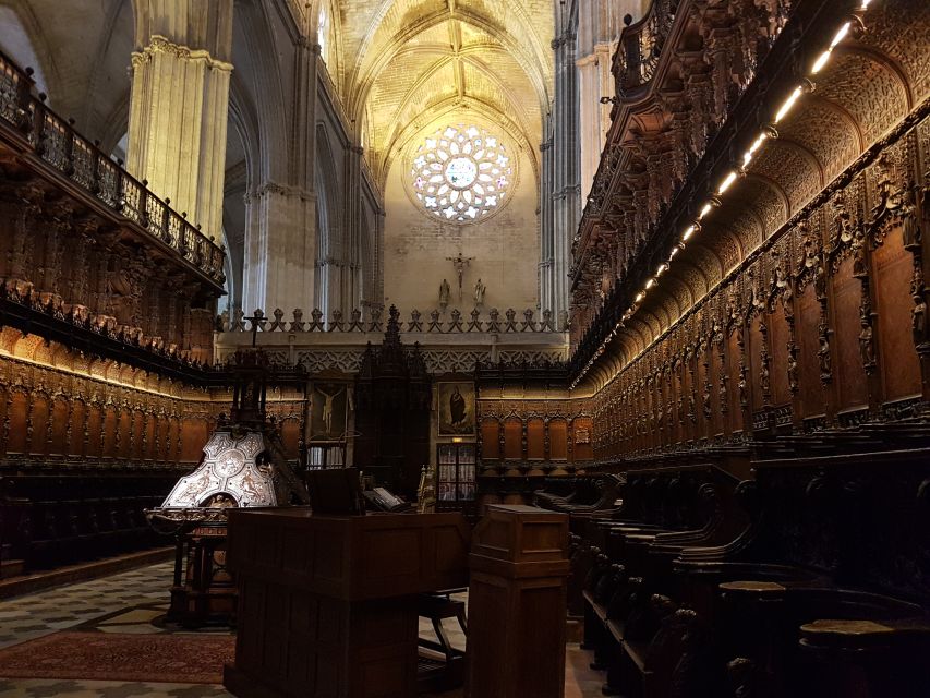 Seville Cathedral & Giralda Private Tour including tickets - Giralda Tower: climbing for the payoff over Seville