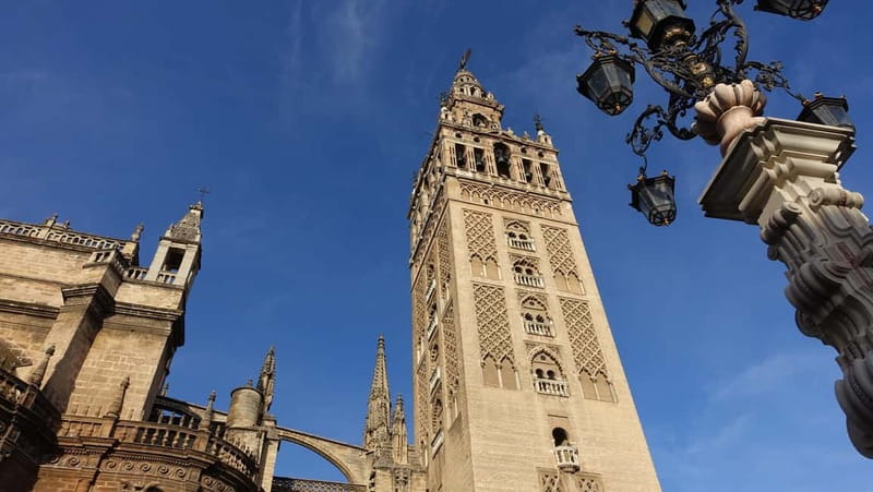 Seville: Cathedral, Giralda & Salvador Church Guided Tour - The dress code and shoes rules you must respect