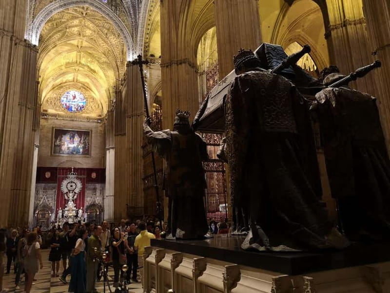 Seville: Cathedral, Giralda & Salvador Church Guided Tour - FAQ