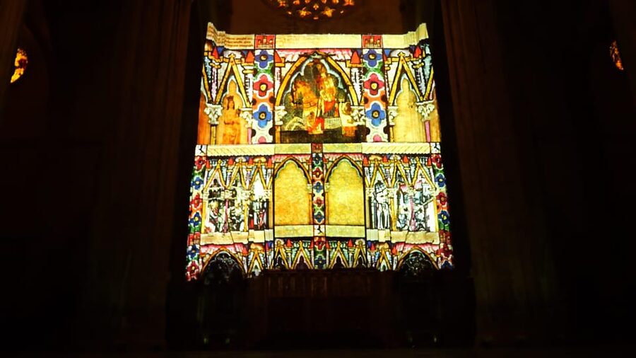 Seville: Cathedral of Seville Guided Night Tour & Light Show - The Cathedral’s Art Power Trip: Murillo, Goya, Montañés