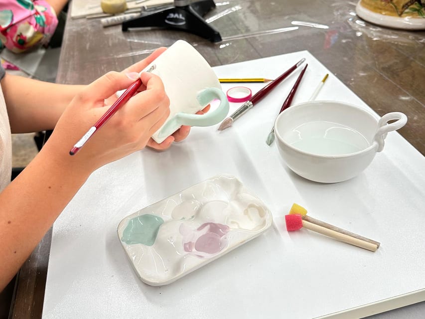 Seville: Ceramic painting workshop - Quick hits before you go