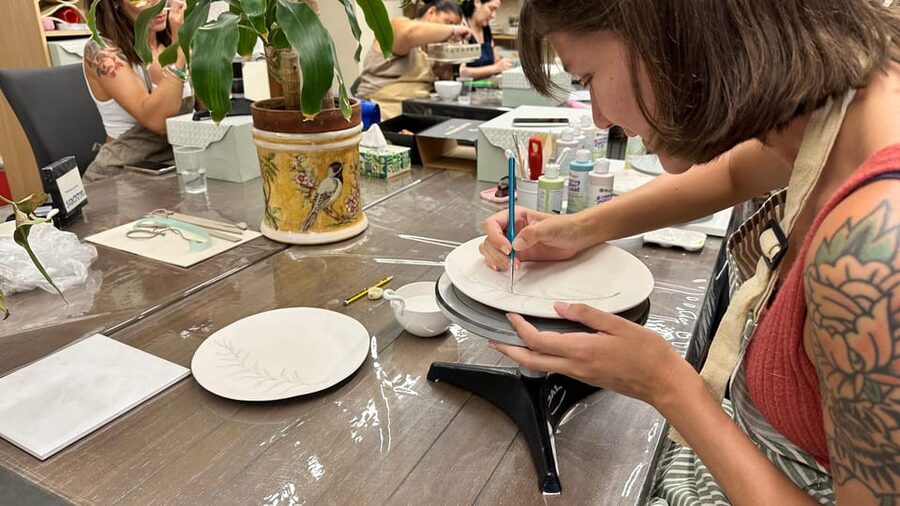 Seville: Ceramic painting workshop - Choosing your ceramic piece: the catalog is the secret weapon