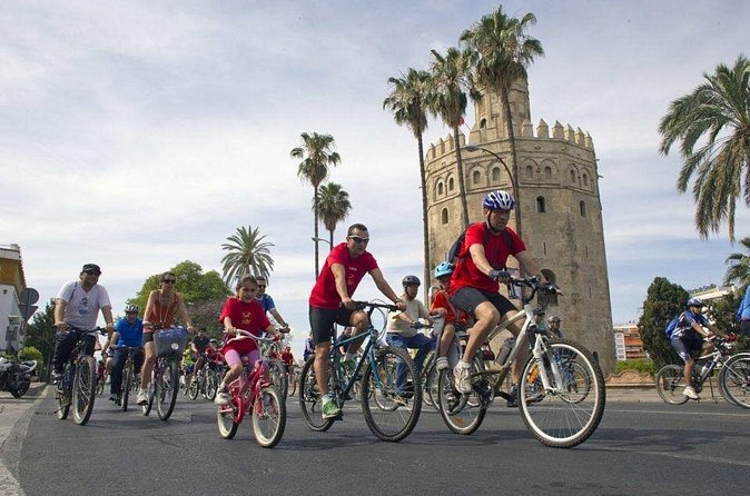 Seville City Bike Tour Top Seville Monuments - Parque de María Luisa: A Green Reset in the Middle of It All