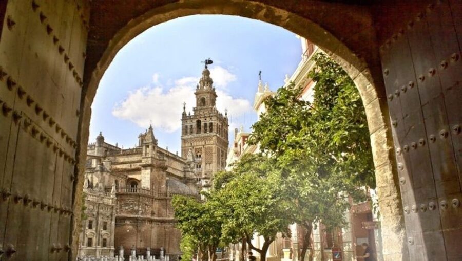 Seville: City of Queens, Nuns, Sex Work & Witches - Key things I’d circle before you go