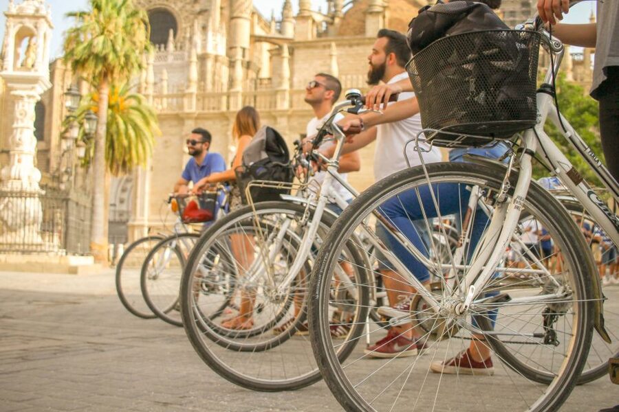 Seville: City Sightseeing and Local Culture Bike Tour - Parque de María Luisa and Plaza de España: where the ride becomes a break