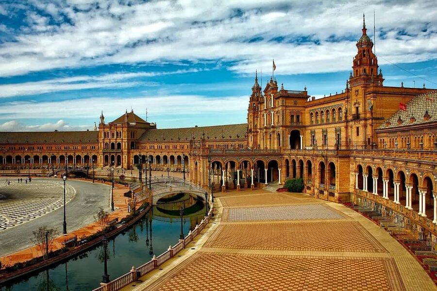 Seville : Discover best plans recommended by local people - Key things I’d look for before you buy