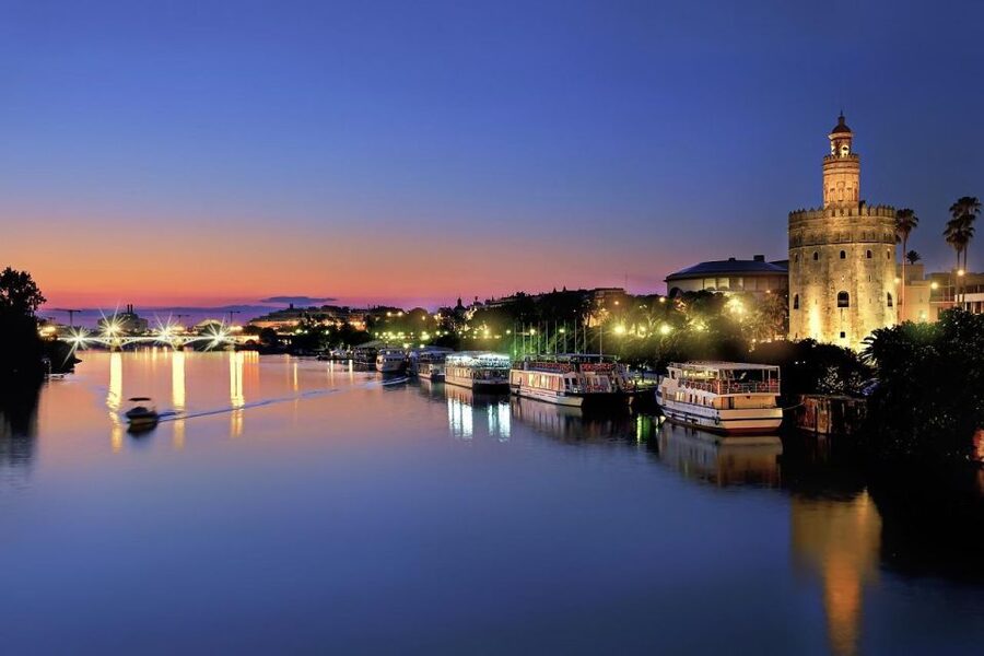 Seville : Discover best plans recommended by local people - A self-guided Sevilla plan built from local know-how