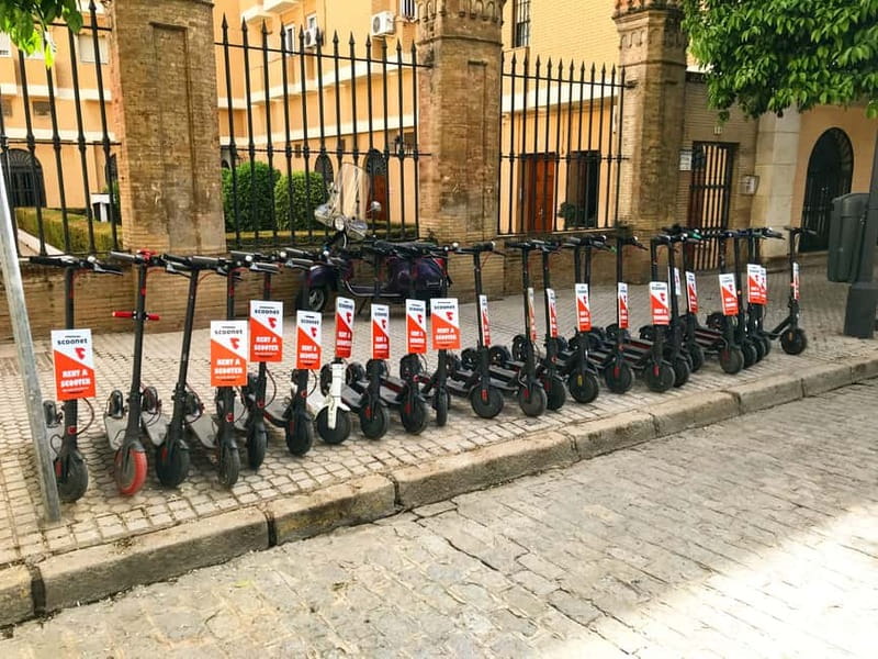 Seville: Electric Bike City Tour - Parque de María Luisa: a calmer stretch that makes the whole tour easier