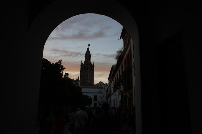 Seville Evening Historical Tour with Haunted History - Walking pace, timing, and what to plan around