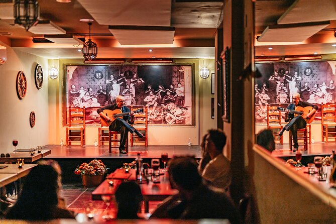 Seville:Exclusive FlamencoShow with Drink, VIP, or Dinner Options - Location and timing: making it an easy Seville night