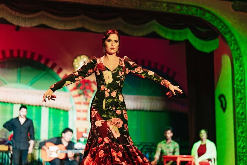 Seville: Flamenco at El Palacio Andaluz with Optional Dinner - Inside the theater: seating, intensity, and what 1.5 hours feels like