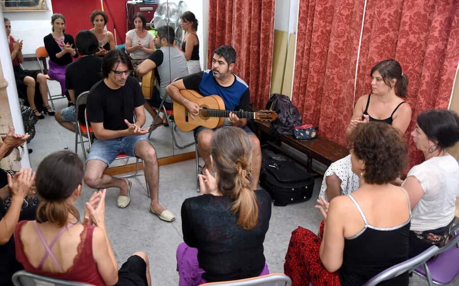 Seville: Flamenco Hand Clapping Workshop with Dancer - Meet Eva in an Authentic Flamenco Studio