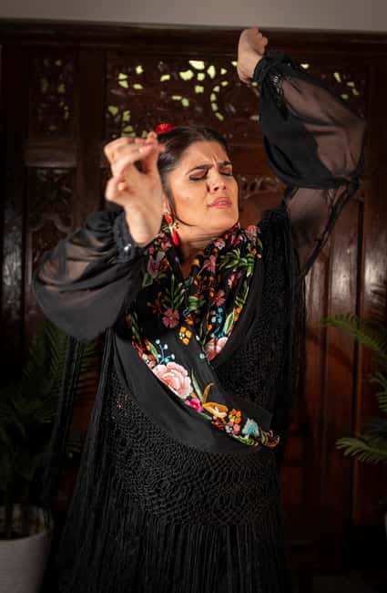 Seville: Flamenco Show at Tablao Almoraima in Triana - Triana After Dark: Why the Neighborhood Matters for Flamenco