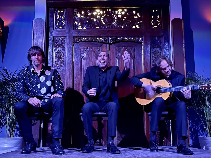 Seville: Flamenco Show at Tablao Almoraima in Triana - The One-Hour Show: How the Performance Flows