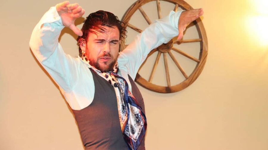 Seville: Flamenco Show & Cocktail Experience - Should You Book Tablao Flamenco La Cantaora Sevilla?