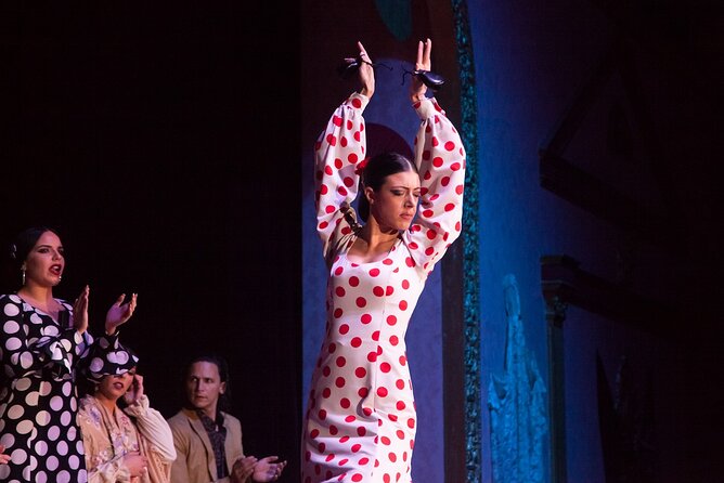 Seville Flamenco Show with Dinner and Flamenco Costume Museum - What the 1 hour 30 minutes format feels like in real life