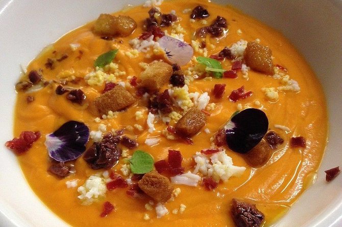 Seville Food Tour: Tapas, Drinks and Delights with a Local - A Seville tapas walk beats random bar-hopping