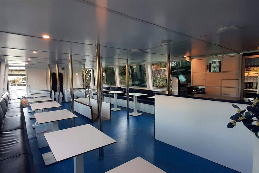 Seville: Guadalquivir Boat Tour with Optional Lunch/Dinner - The menu and drinks: what you’re really getting