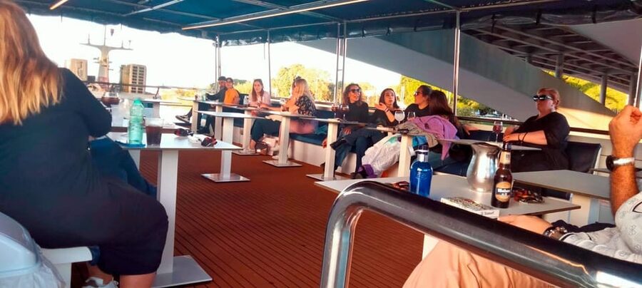 Seville: Guadalquivir Boat Tour with Optional Lunch/Dinner - Price value: why $29 for the short cruise can be a smart Seville move