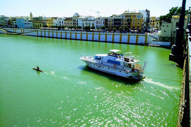 Seville: Guadalquivir River Cruise with Lunch or Dinner - Photo stops that actually mean something: bullring, Magallanes Park, Expo 92
