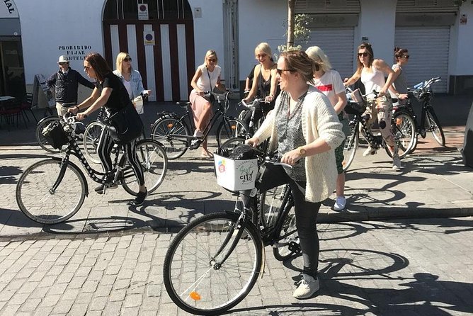 Seville Guided Bike Tour - Torre Giralda: The City’s Flagship in Quick Glimpses
