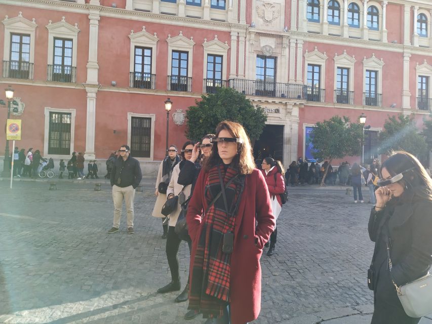 Seville: Guided City Walking Tour with 3D contents - Real Alcázar and Archivo de Indias: Where Detail Gets Practical