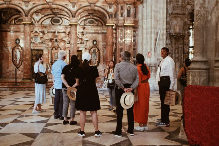 Seville: Guided Tour of Cathedral of Seville & Giralda Tower - Giralda Tower Climb: 34 Ramps and a City View You Can Trust