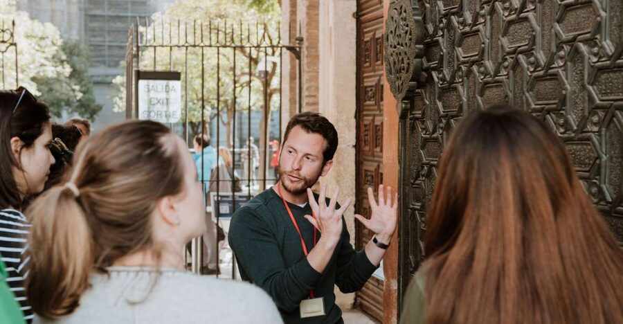 Seville: Guided Walking Tour with Optional Breakfast - Why This $21 Seville Walk Works So Well for First-Time Visitors