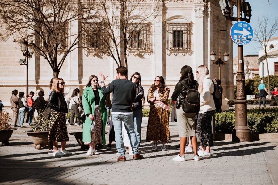 Seville: Guided Walking Tour with Optional Breakfast - The Royal Alcázar Exterior Stop: Moorish-Looking Details You Can Spot Fast