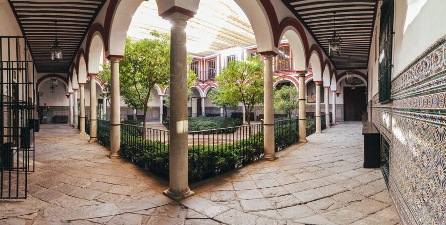 Seville: Hospital de los Venerables Ticket with Audio Guide - A hospital turned art-and-architecture walk in Seville