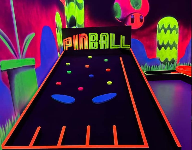 Seville: Indoor UV 18 hole Minigolf Experience - Price and value: is $16 fair for an 18-hole UV course?