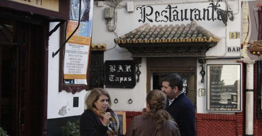 Seville Jewish Heritage Tour - Santa Cruz: Courtyards, Orange Blossom, and the Jewish Story Behind the Charm
