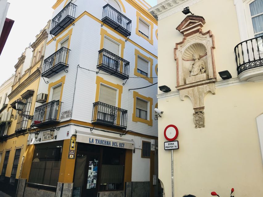 Seville: Jewish History Private Tour - Starting at Plaza Nueva: The Quick Orientation That Saves Time