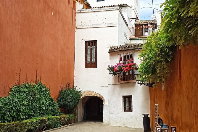 Seville Jewish Quarter Tour (Private Tour) - A private, story-forward Jewish Quarter walk