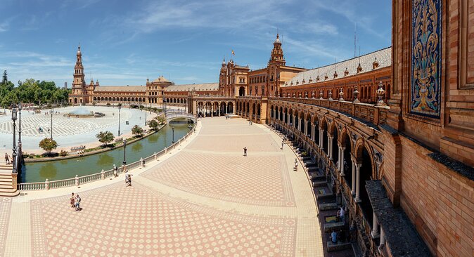 Seville Must-Do Family Friendly Private Tour - Stop 2: Mercury Fountain and Sevillian tortas
