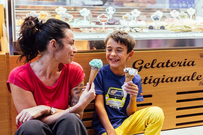 Seville Must-Do Family Friendly Private Tour - Stop 3: Plaza de San Francisco and the city stories