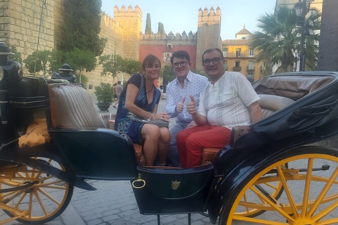 Seville Palaces: Dueñas Palace and Pilate House Tour - How the carriage ride actually helps (not just decor)