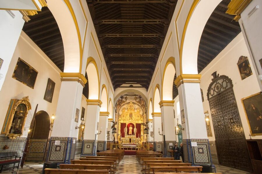Seville: Palacio de Las Dueñas, La Macarena & Las Setas Tour - San Luis de los Franceses: A Change of Mood You Shouldn’t Rush