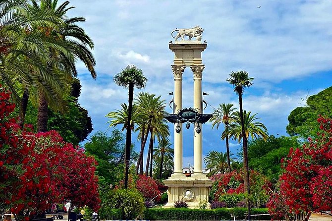 Seville Panoramic Walking Tour - Giralda, Cathedral, and Alcázar Views: How Exterior Stops Still Teach