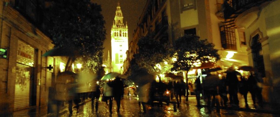 Seville: Paranormal Walking Tour in Spanish - What’s Included (and Why It Changes the Value)