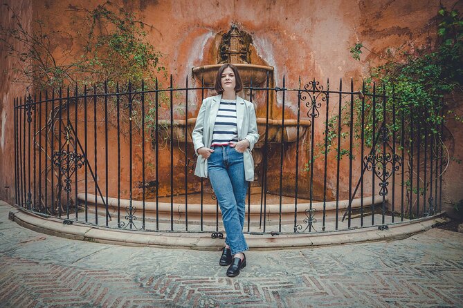Seville Personalized and Professional Photoshoot - Parque María Luisa: a calmer look for portraits