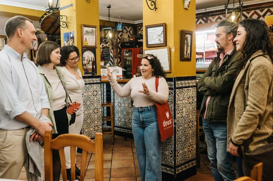 Seville: Private Tapas & History Tour in Triana Neighborhood - Price and value: is $411 per person worth it?