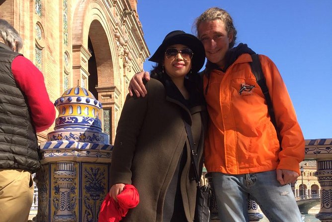 Seville Private Tour to Jewish Quarter and Plaza de Espana - What to wear and how to handle the walking
